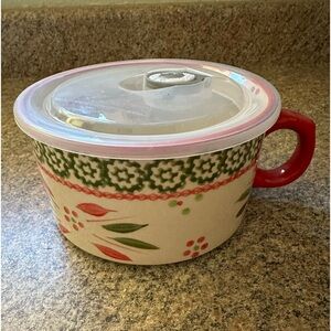 Temptations Holiday Santa Claus Soup Chili Mug Bowl Vented Lid 22 ounces